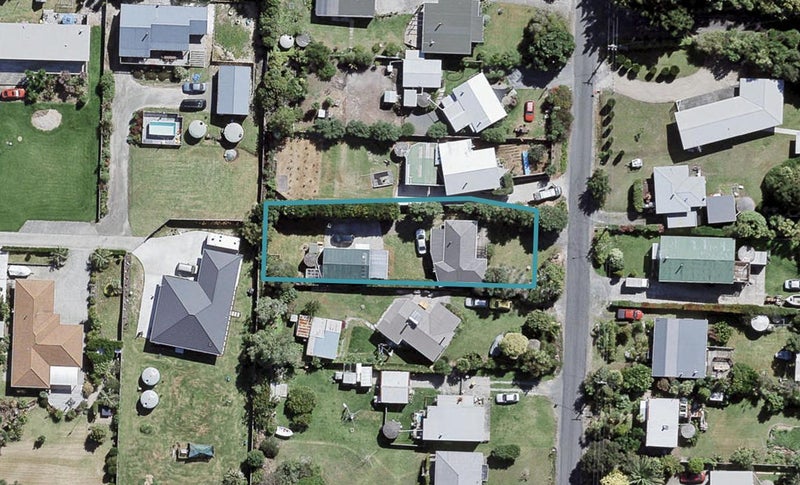 12 James Mcleod Road, Helensville - Carousel 1