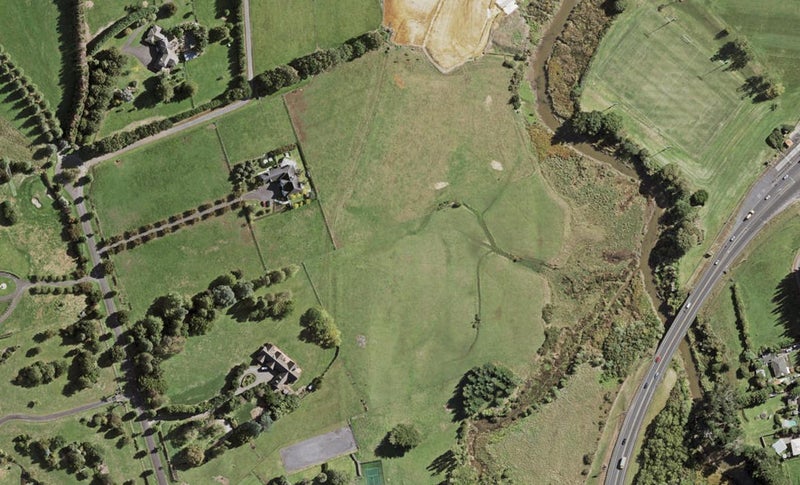20 Tributary Parade, Karaka, Papakura - Carousel 1