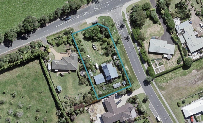 55 Shelly Beach Road, Helensville - Carousel 1