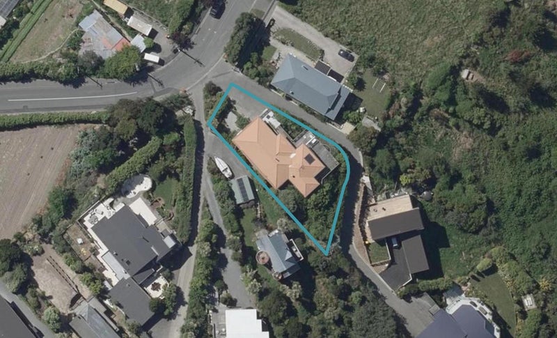 105 Moncks Spur Road, Redcliffs, Christchurch - Carousel 1