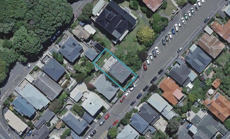 11 Burnell Avenue, Thorndon, Wellington - Carousel 1