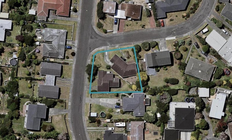 12 Anaru Street, Raumati Beach, Paraparaumu - Carousel 1