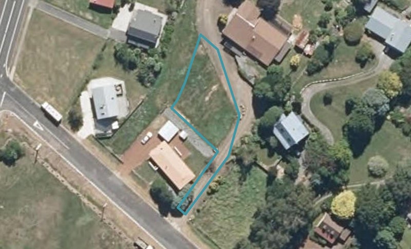 13 Lee Street, Ohakune, Ohakune - Carousel 1