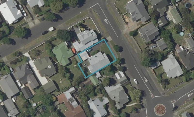 21 Aroha Street, Takaro, Palmerston North - Carousel 1
