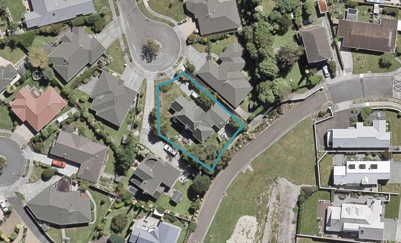 15 Morepork Close, Brown Owl, Upper Hutt - Carousel 1