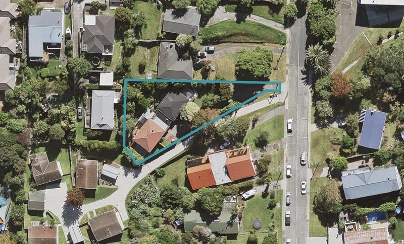 2/32 Woodside Avenue, Northcote, Auckland - Carousel 1