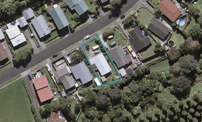 73 Pembroke Street, Westown, New Plymouth - Carousel 1