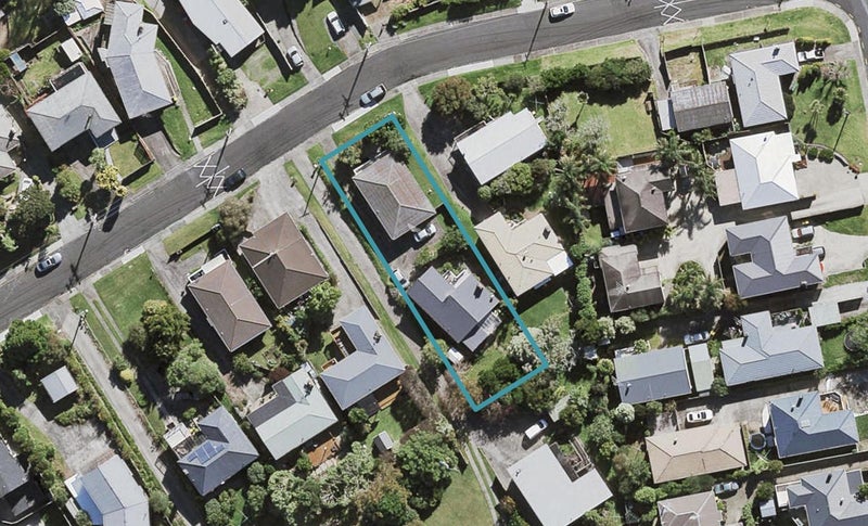 2/39 Elliott Avenue, Bayview, Auckland - Carousel 1