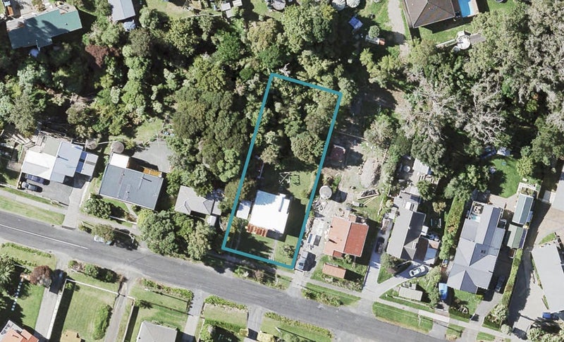 8 Beachlands Road, Beachlands, Auckland - Carousel 1