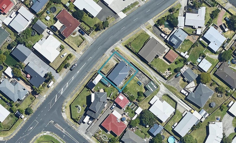32 Concord Avenue, Mount Maunganui - Carousel 1