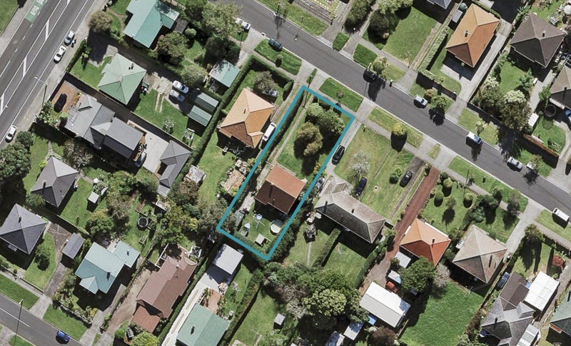 3 Parry Street, Sandringham, Auckland - Carousel 1