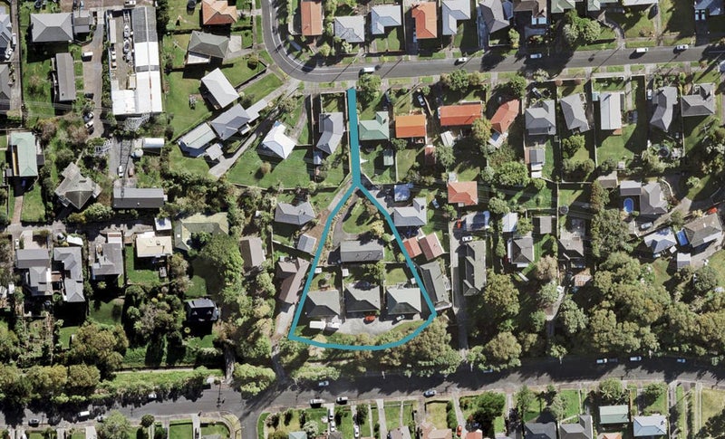 84 Mary Dreaver Street, New Windsor, Auckland - Carousel 1