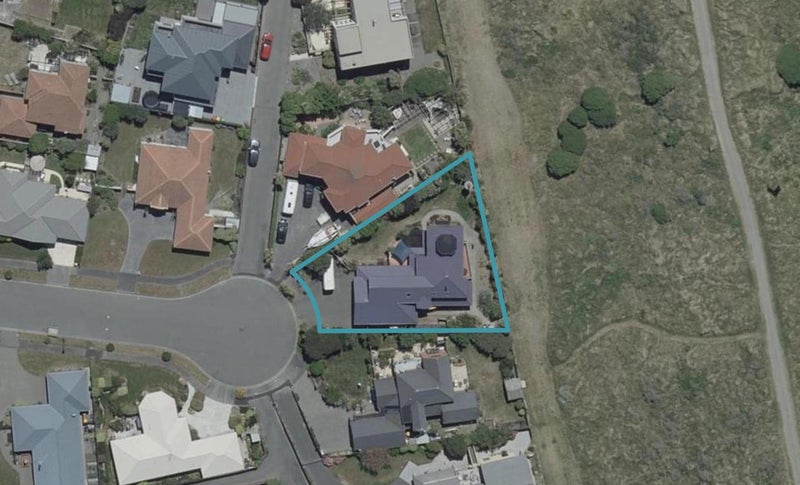 17 Neptune Place, Waimairi Beach, Christchurch - Carousel 1