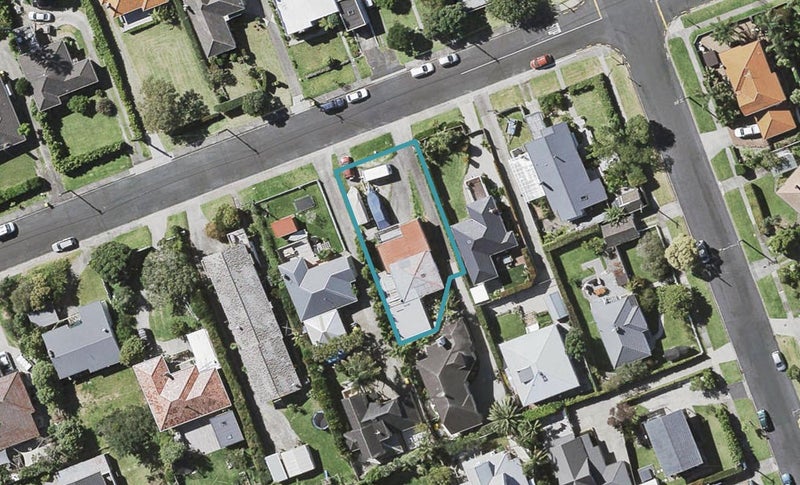 23 Kawerau Avenue, Devonport, Auckland - Carousel 1