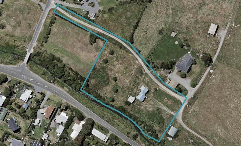 6 Sims Road, Te Horo Beach - Carousel 1