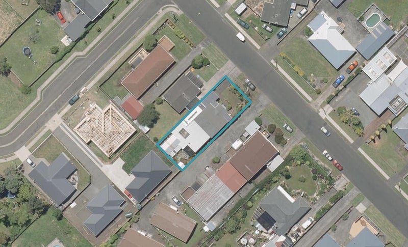 19 Surrey Road, Springvale, Whanganui - Carousel 1