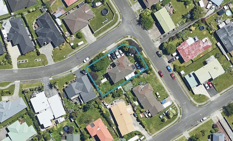 2 Bullmore Place, Pukehangi, Rotorua - Carousel 1