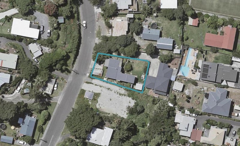 50 Renown Road, Raumati South, Paraparaumu - Carousel 1