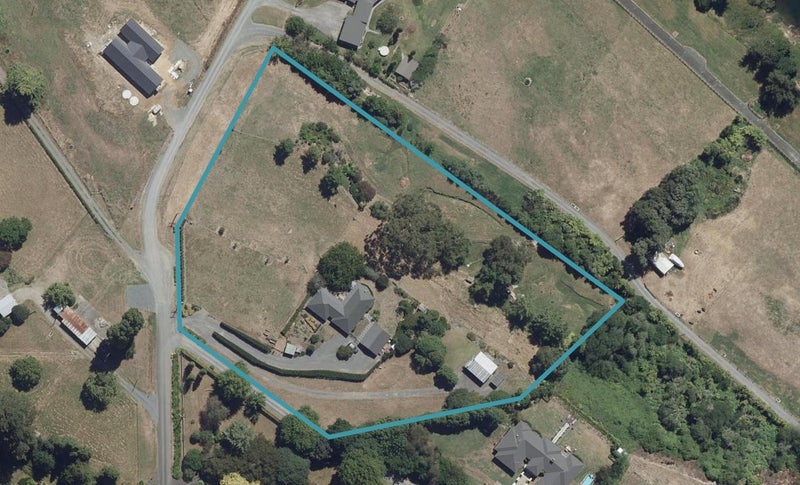 62 Lowe Road, Rukuhia, Hamilton - Carousel 1
