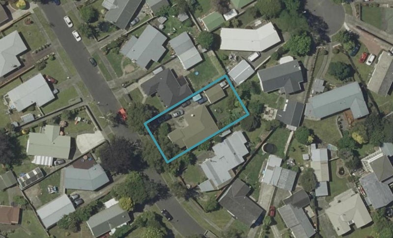 100 Ruamahanga Crescent, Terrace End, Palmerston North - Carousel 1