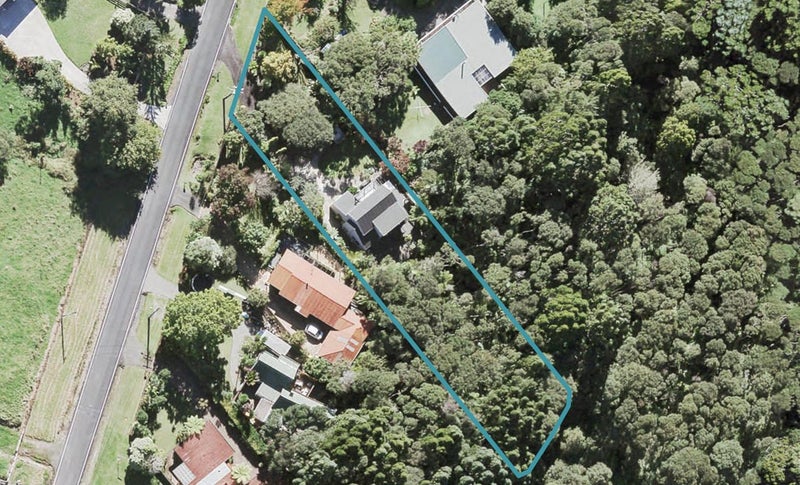 50 Grassmere Road, Henderson Valley, Auckland - Carousel 1
