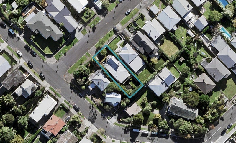 26 Oban Road, Westmere, Auckland - Carousel 1