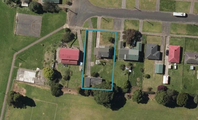 15 Mckinnon Crescent, Otangarei, Whangarei - Carousel 1
