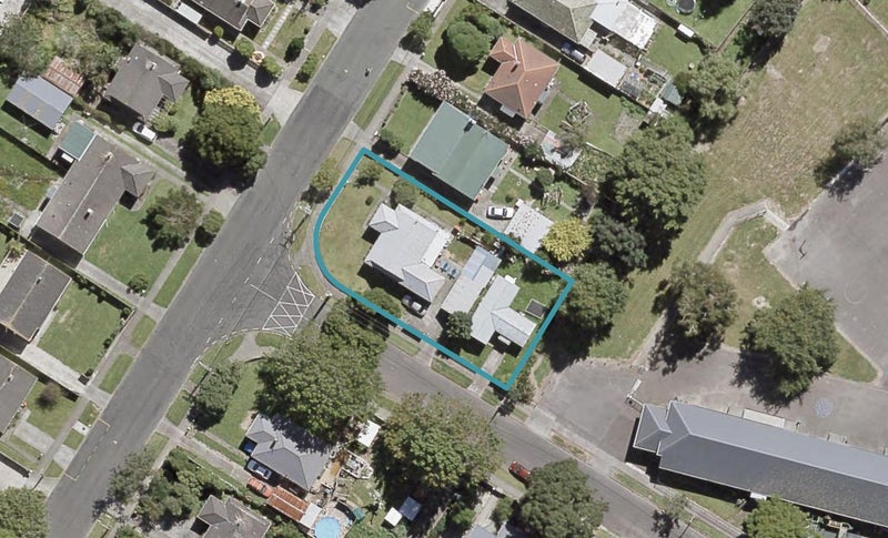 2/12 Partridge Street, Taita, Lower Hutt - Carousel 1