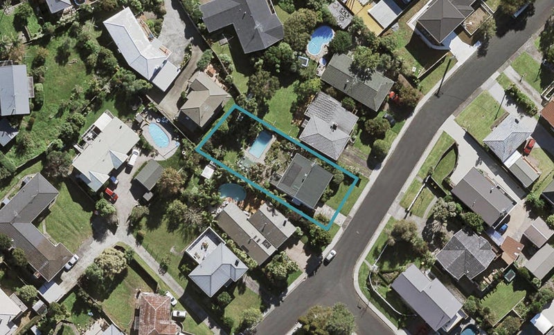 19 Holland Road, Hillcrest, Auckland - Carousel 1