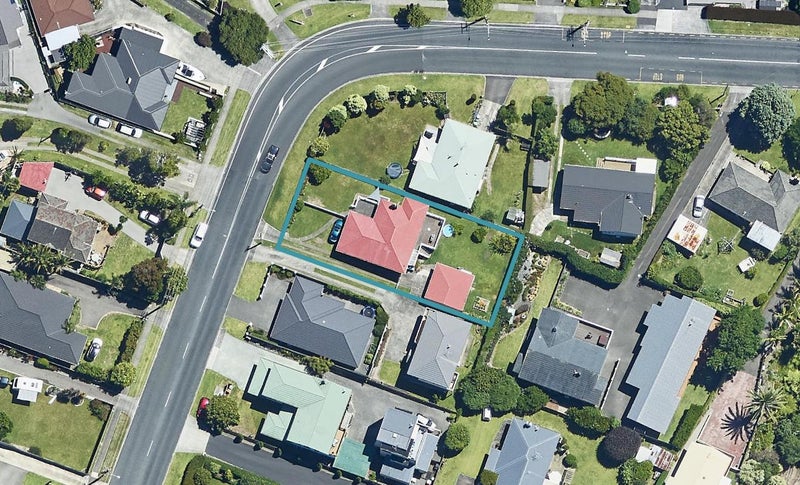 218 Grange Road, Otumoetai, Tauranga - Carousel 1