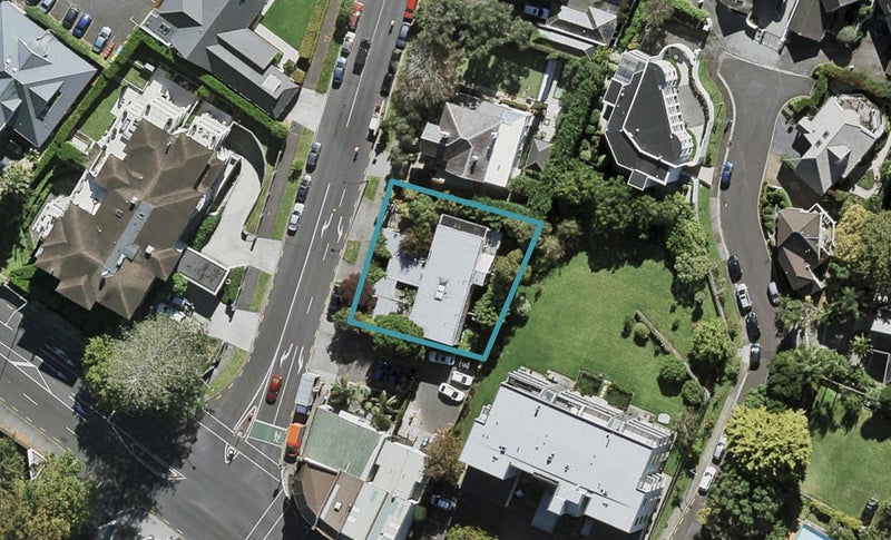 5 Bassett Road, Remuera, Auckland - Carousel 1
