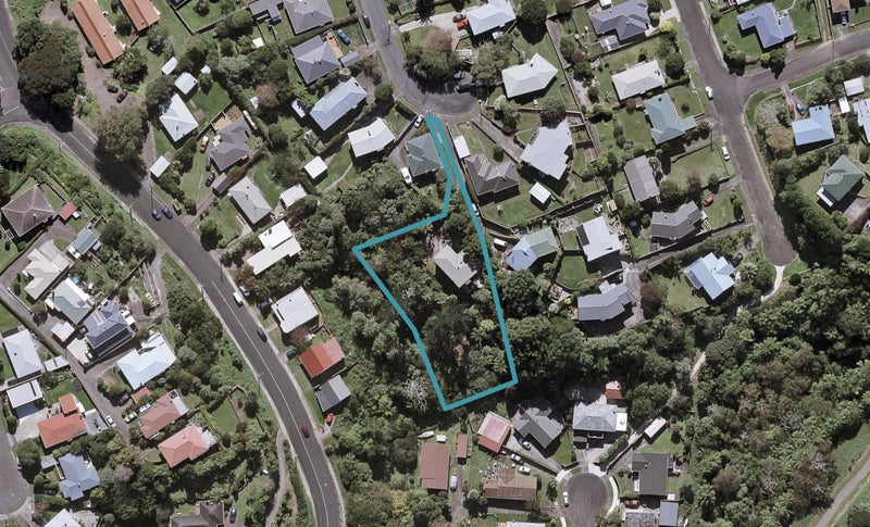 24A Stuart Place, Blagdon, New Plymouth - Carousel 1