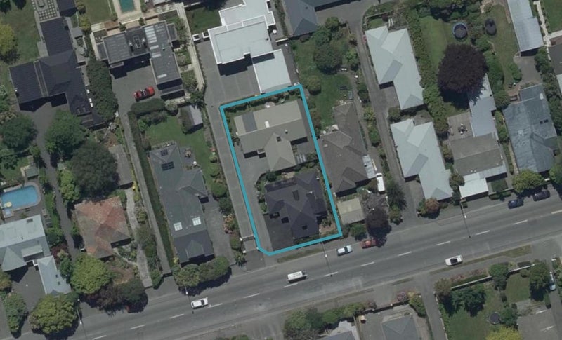 2/69 Glandovey Road, Fendalton, Christchurch - Carousel 1
