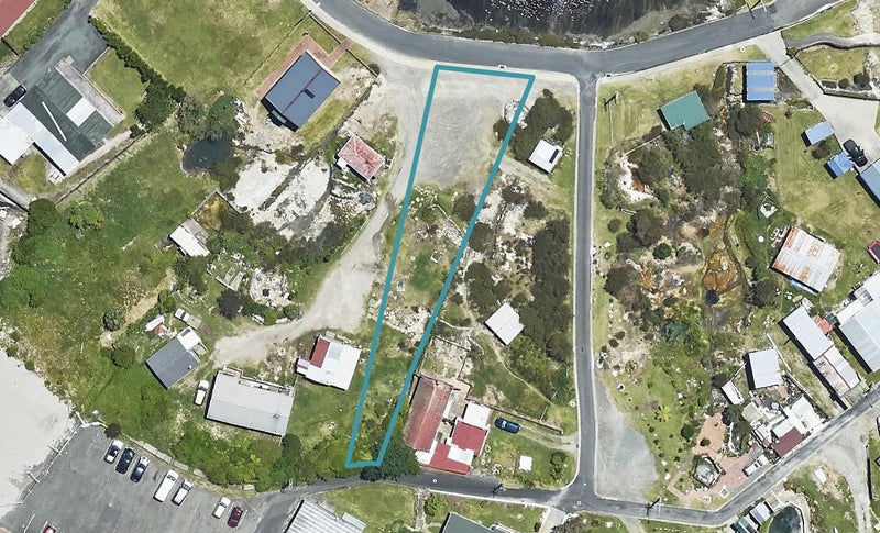 8 Kiharoa Street, Ohinemutu, Rotorua - Carousel 1