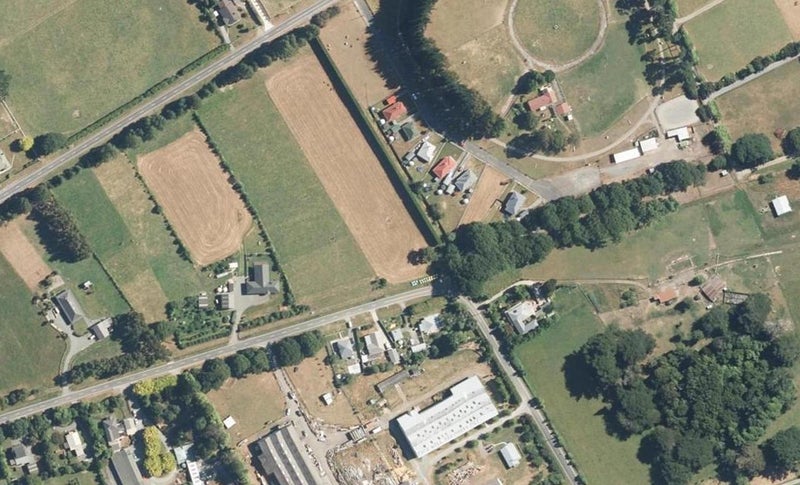 51 Flux Road, Mangaroa, Upper Hutt - Carousel 1