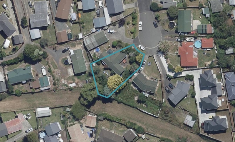 6 Guy Place, Melville, Hamilton - Carousel 1