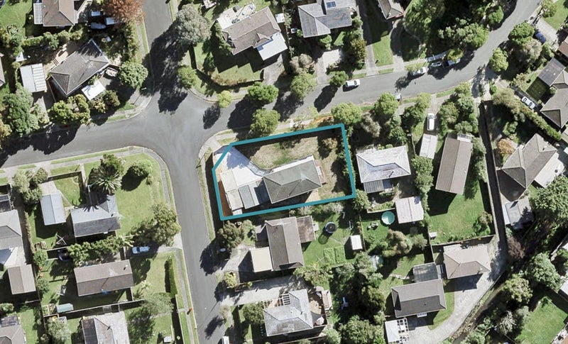 1 Jayne Place, Torbay, Auckland - Carousel 1