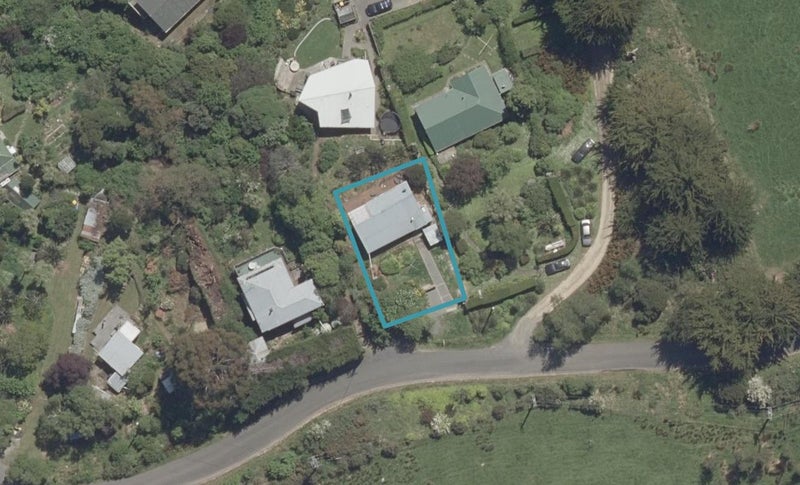 11 Mopanui Street, Pūrākaunui, Port Chalmers - Carousel 1