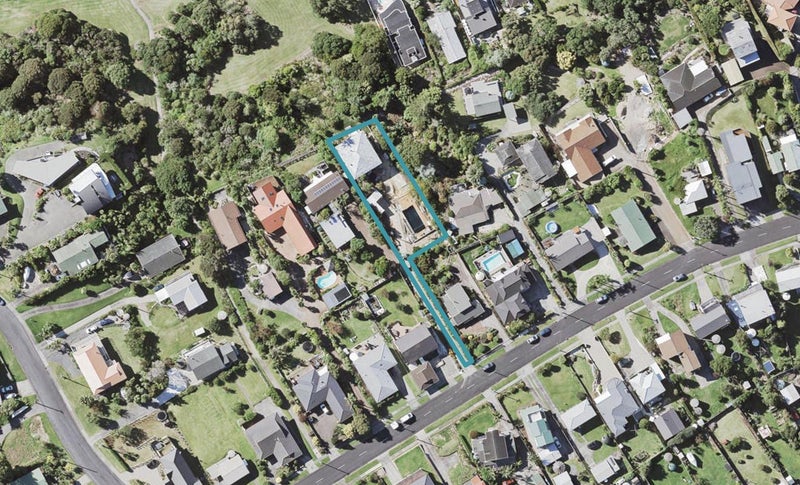 20 Craig Road, Maraetai, Auckland - Carousel 1