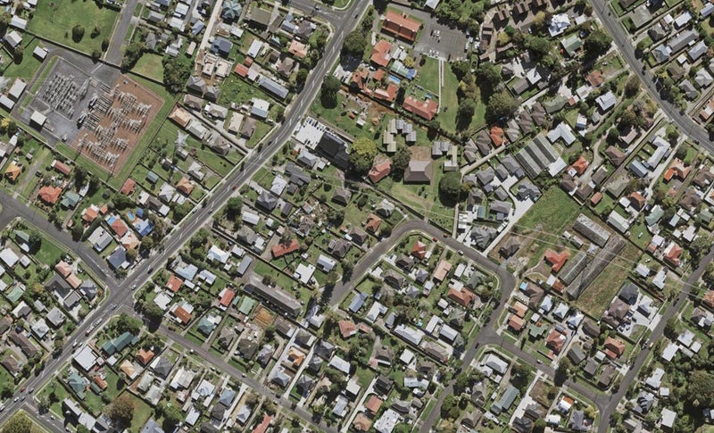 1/27G Mcburney Place, Māngere East, Auckland - Carousel 1