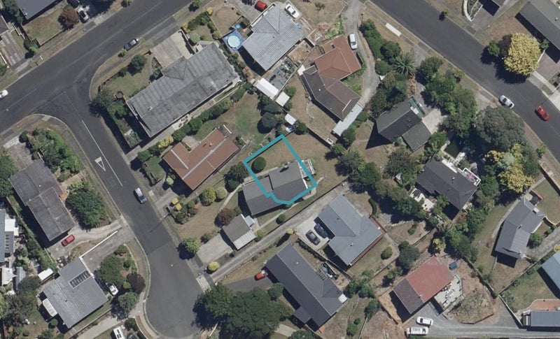 3/5 Beaumaris Place, Dinsdale, Hamilton - Carousel 1