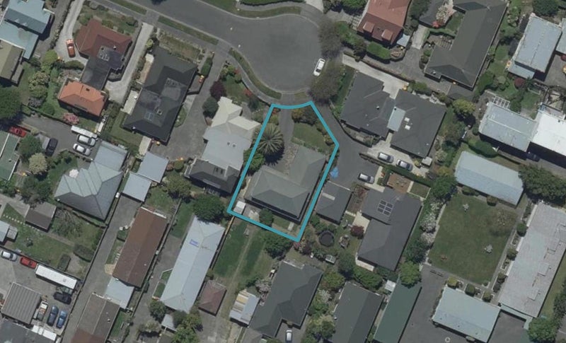 10 Gatonby Place, Avonhead, Christchurch - Carousel 1