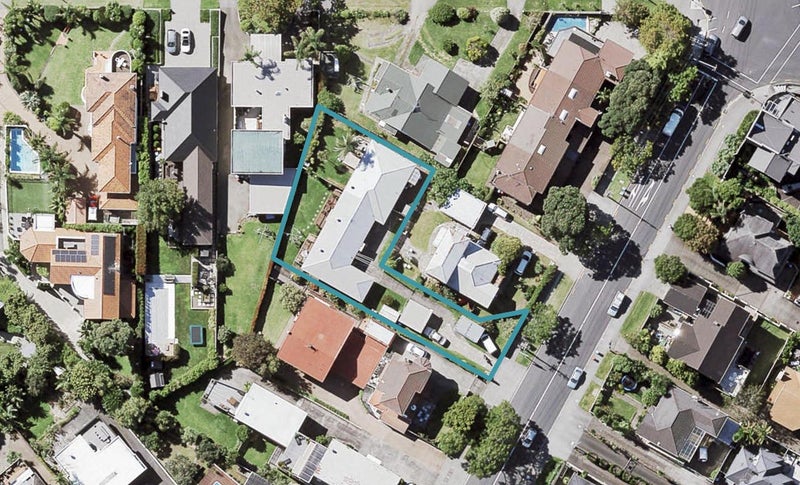 2/0 St Heliers Bay Road, St Heliers, Auckland - Carousel 1