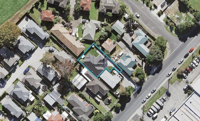 150A Hepburn Road, Glendene, Auckland - Carousel 1