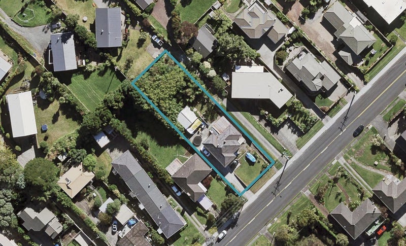 2/105 Ocean View Road, Hillcrest, Auckland - Carousel 1