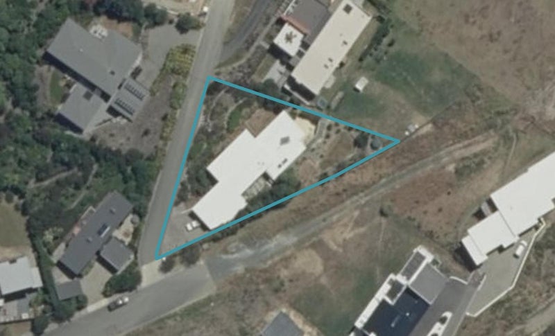 2 Young Way, Atawhai, Nelson - Carousel 1