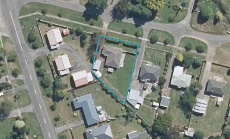 4 Wilson Road, Hunterville - Carousel 1