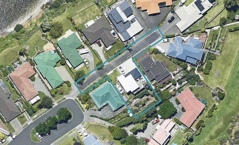 122 College Place, Poike, Tauranga - Carousel 1