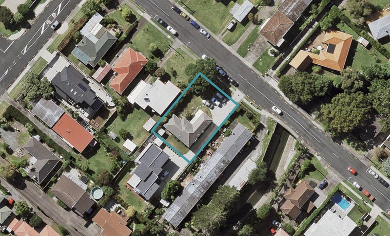 16 Waterloo Road, Milford, Auckland - Carousel 1