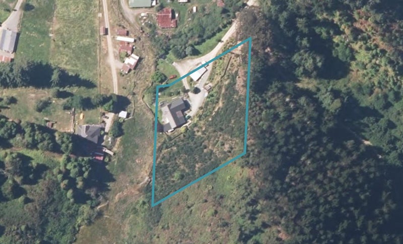 9 Rosstown Road, Reefton, Reefton - Carousel 1